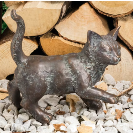 Stende kattunge, skulptur i gjuten brons